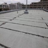 アスファルト防水改修にウレタン防水は使える？相性や注意点まで徹底解説！