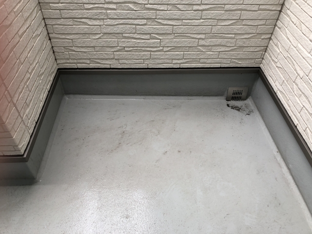 FRP防水の上にウレタン防水は可能？施工の可否や注意点を徹底解説！