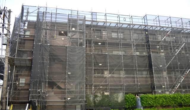 外壁工事でノイローゼになりそう…。ストレスの原因と対処法を徹底解説